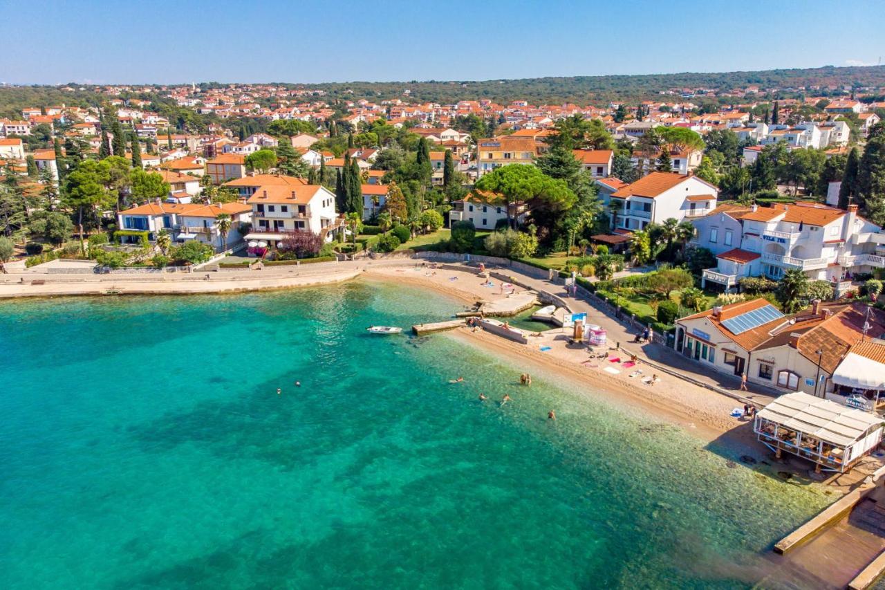 Apartment Bor - On The Beach Malinska Exterior photo