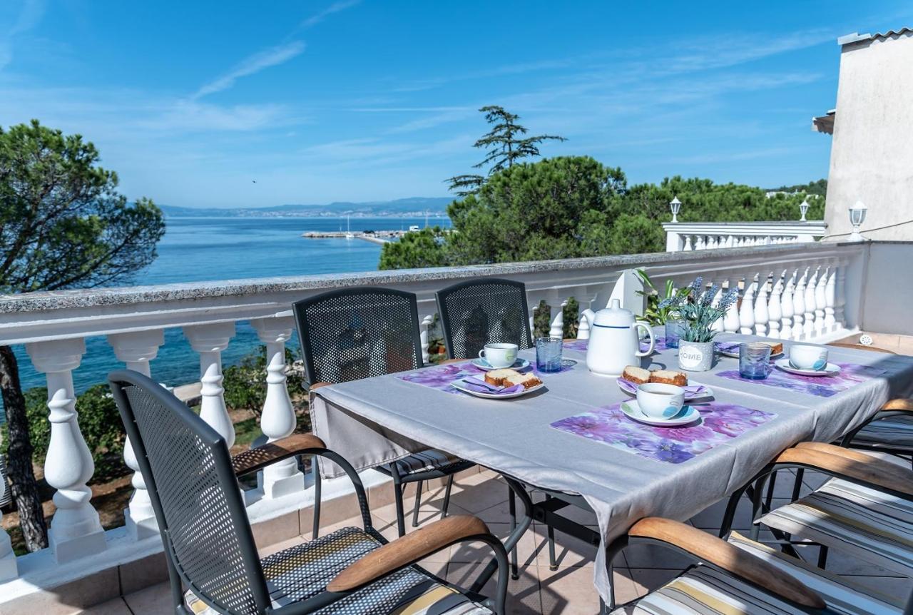 Apartment Bor - On The Beach Malinska Exterior photo